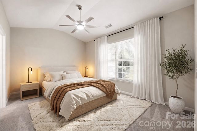 4427 Glenlea Commons Drive, Charlotte, NC 28216