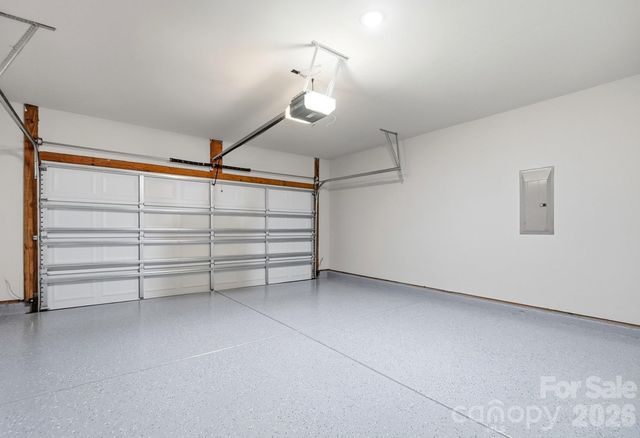 4427 Glenlea Commons Drive, Charlotte, NC 28216