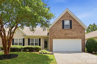 4427 Glenlea Commons Drive, Charlotte, NC 28216