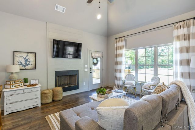 137 Williamson Trace, Tallassee, AL 36078