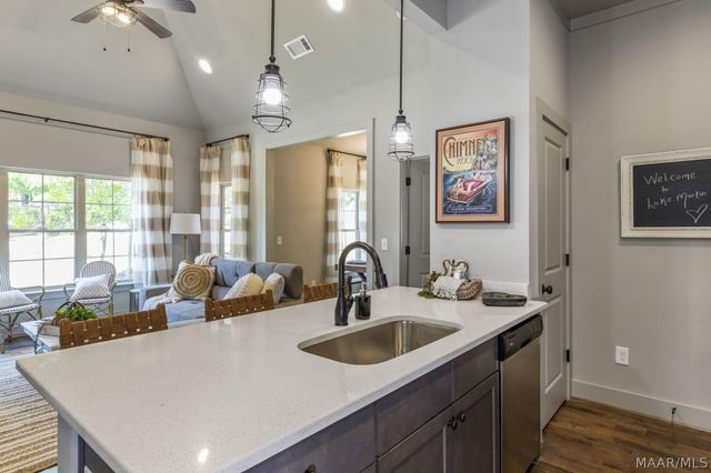 137 Williamson Trace, Tallassee, AL 36078