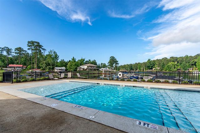 137 Williamson Trace, Tallassee, AL 36078