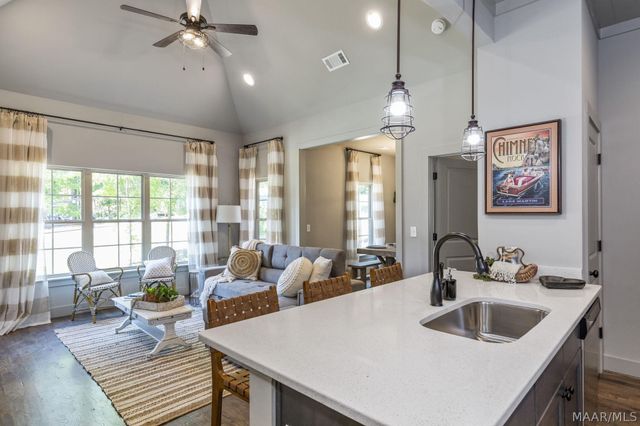 137 Williamson Trace, Tallassee, AL 36078