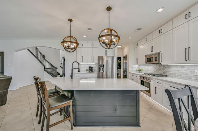 1117 Richards Drive, Friendswood, TX 77546