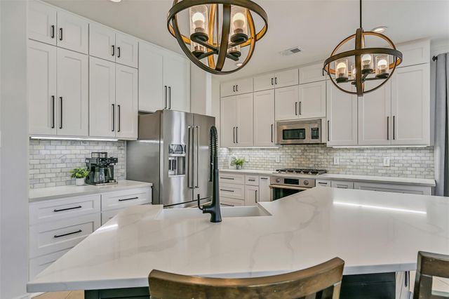 1117 Richards Drive, Friendswood, TX 77546