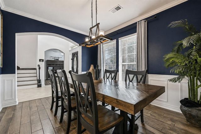 1117 Richards Drive, Friendswood, TX 77546
