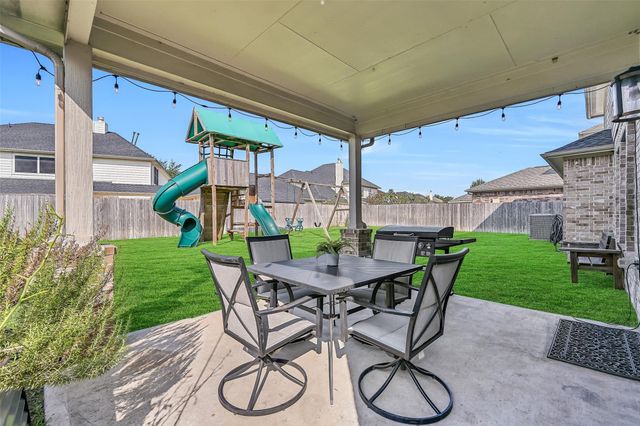 1117 Richards Drive, Friendswood, TX 77546