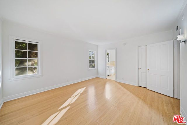 109 Homewood Road, Los Angeles, CA 90049