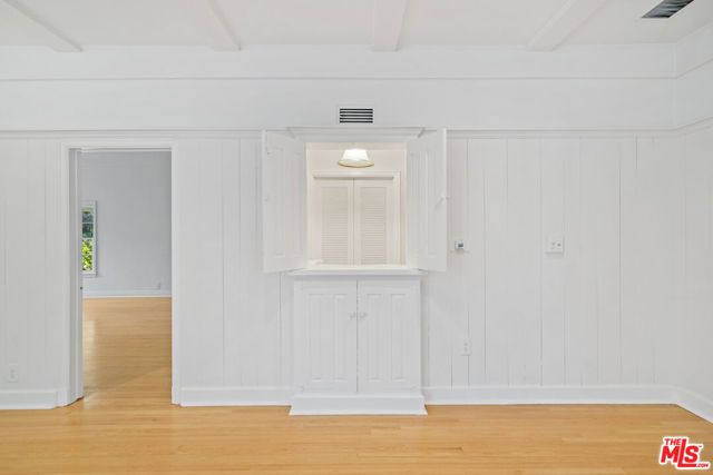 109 Homewood Road, Los Angeles, CA 90049