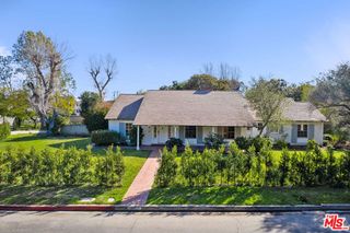 109 Homewood Road, Los Angeles, CA 90049