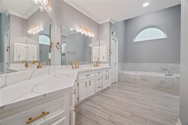 1806 Quiet Country Court, Kingwood, TX 77345