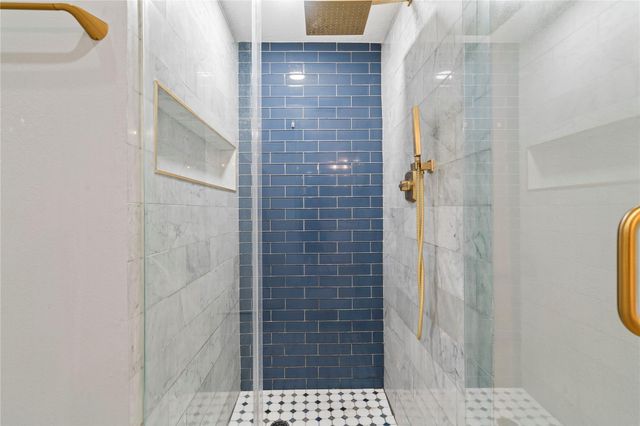 1806 Quiet Country Court, Kingwood, TX 77345