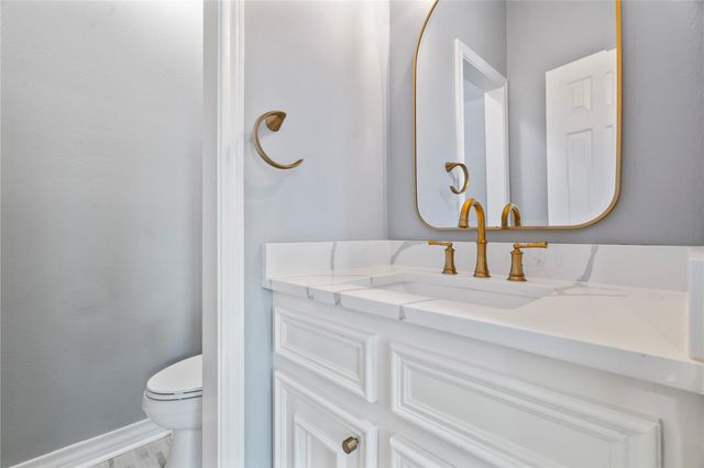 1806 Quiet Country Court, Kingwood, TX 77345