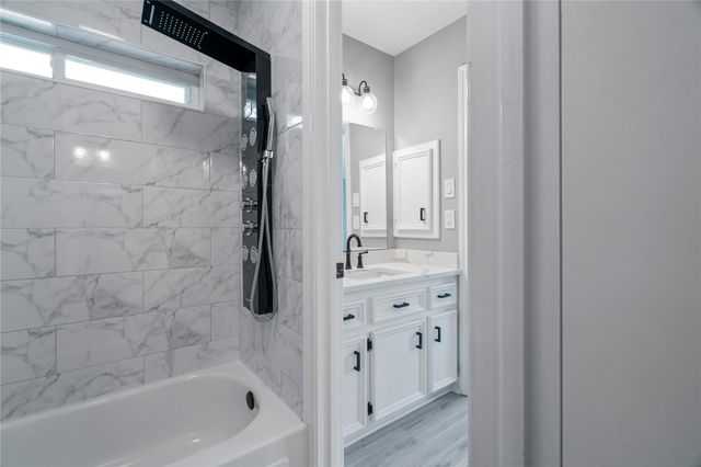 1806 Quiet Country Court, Kingwood, TX 77345