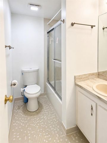 769 SE 1st Way 85, Deerfield Beach, FL 33441