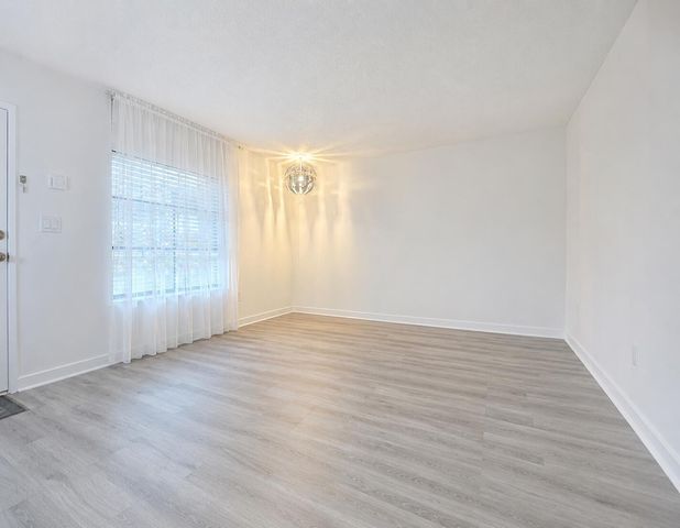 769 SE 1st Way 85, Deerfield Beach, FL 33441