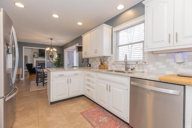 12900 Red Gate Rd, Evansville, IN 47725