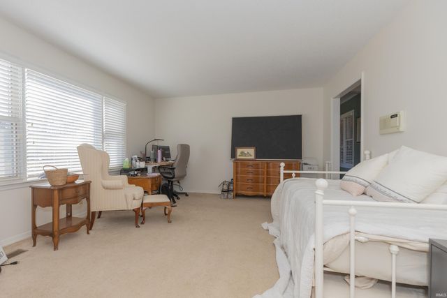 12900 Red Gate Rd, Evansville, IN 47725