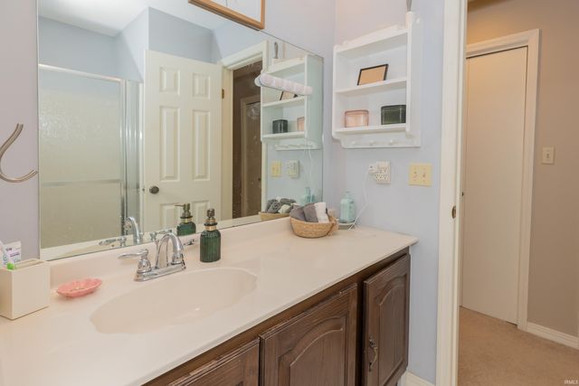 12900 Red Gate Rd, Evansville, IN 47725