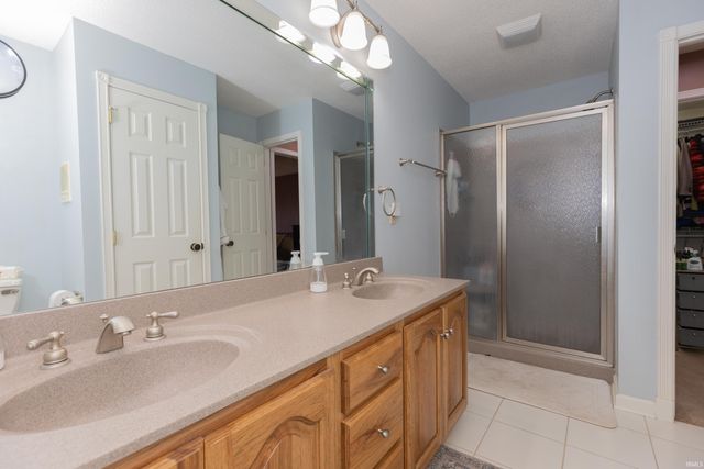 12900 Red Gate Rd, Evansville, IN 47725