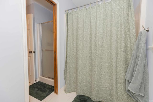 12900 Red Gate Rd, Evansville, IN 47725