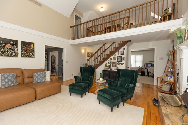 12900 Red Gate Rd, Evansville, IN 47725