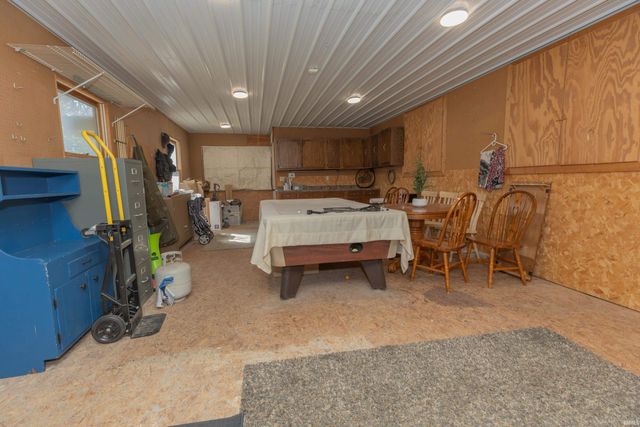 12900 Red Gate Rd, Evansville, IN 47725