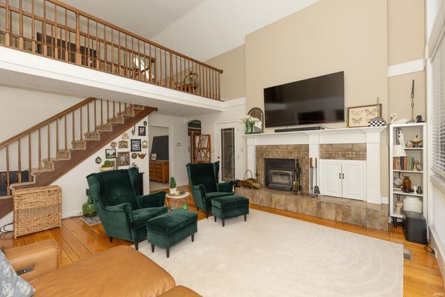 12900 Red Gate Rd, Evansville, IN 47725