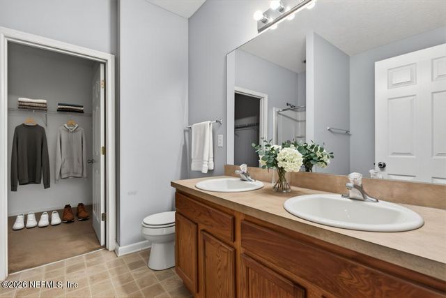 12301 KERNAN FOREST Boulevard 302, Jacksonville, FL 32225