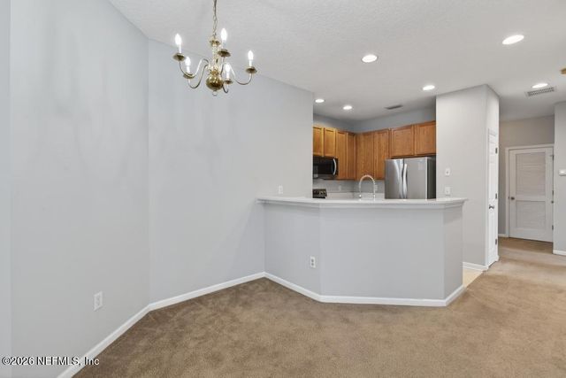 12301 KERNAN FOREST Boulevard 302, Jacksonville, FL 32225