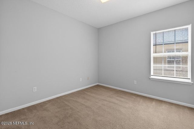 12301 KERNAN FOREST Boulevard 302, Jacksonville, FL 32225