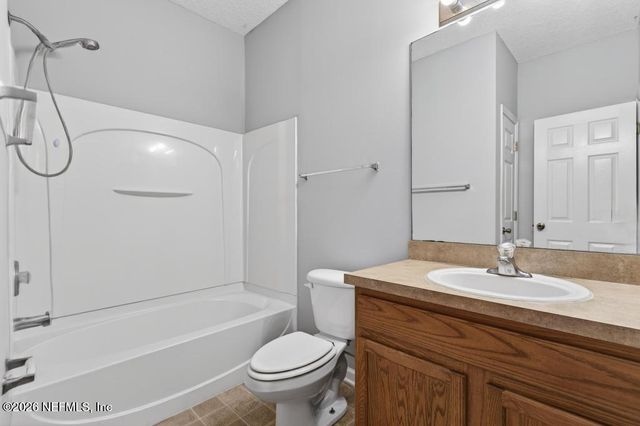 12301 KERNAN FOREST Boulevard 302, Jacksonville, FL 32225