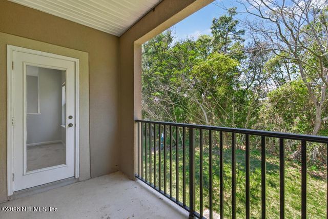 12301 KERNAN FOREST Boulevard 302, Jacksonville, FL 32225