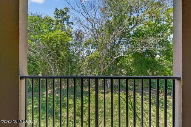 12301 KERNAN FOREST Boulevard 302, Jacksonville, FL 32225