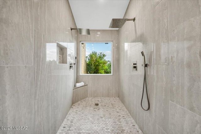 5833 N Placita Del Baron, Tucson, AZ 85718