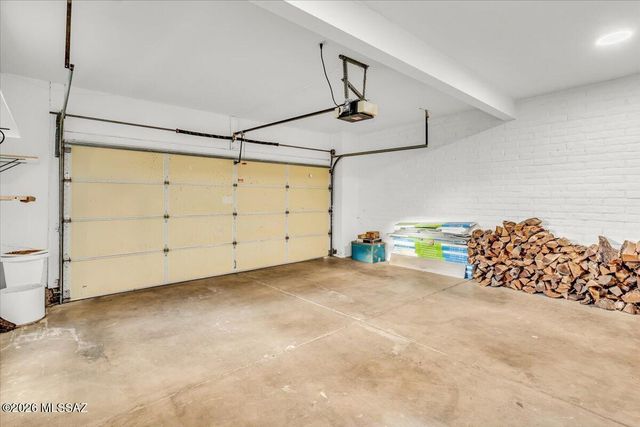 5833 N Placita Del Baron, Tucson, AZ 85718