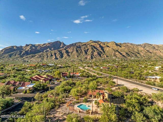 5833 N Placita Del Baron, Tucson, AZ 85718