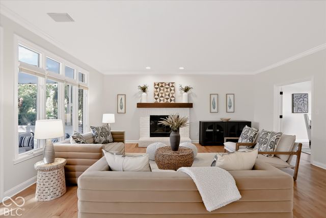 12400 Pebblepointe Pass, Carmel, IN 46033