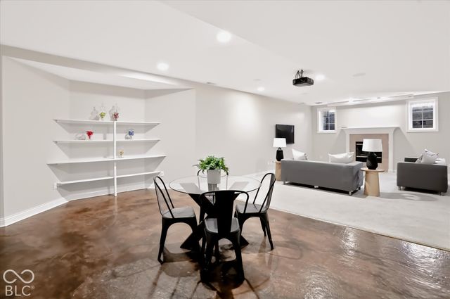 12400 Pebblepointe Pass, Carmel, IN 46033