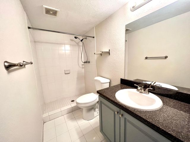 120 Sparrow Drive Apt 302, Royal Palm Beach, FL 33411