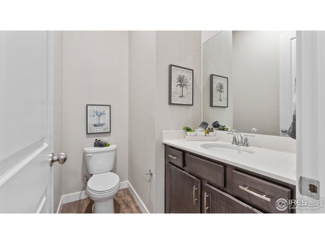 420 High Point Dr C-102, Longmont, CO 80504