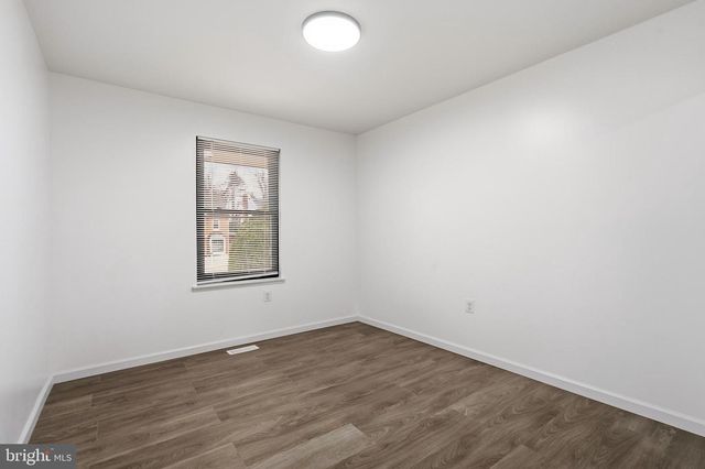 2146 WOODFORD RD, Vienna, VA 22182