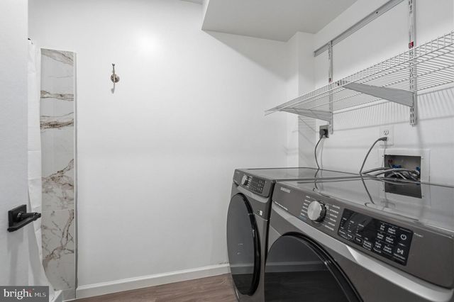 2146 WOODFORD RD, Vienna, VA 22182