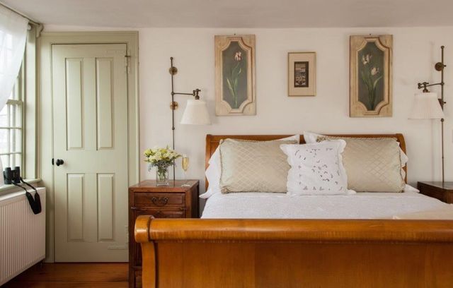 37 Marsh Street, Newport, RI 02840