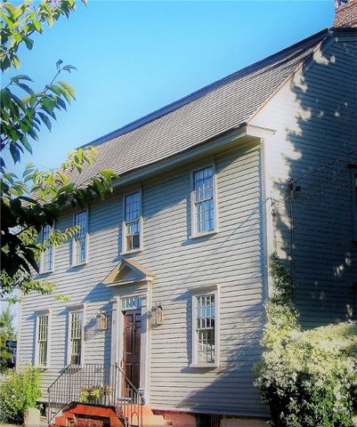 37 Marsh Street, Newport, RI 02840