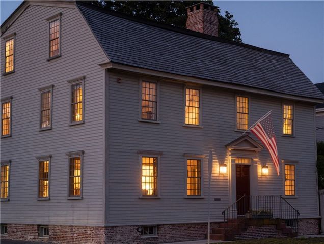 37 Marsh Street, Newport, RI 02840