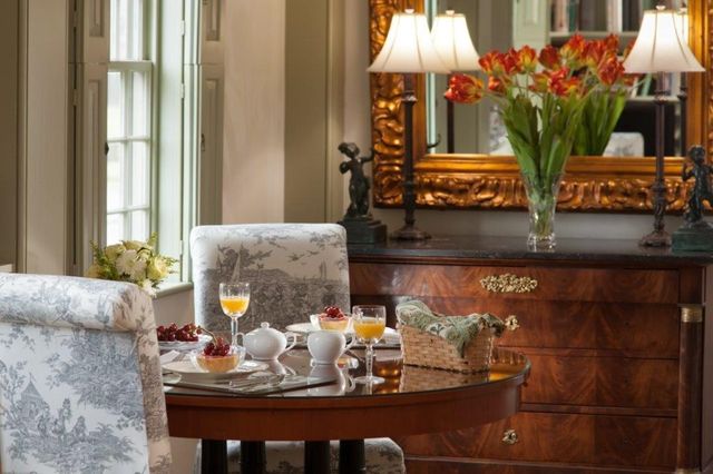 37 Marsh Street, Newport, RI 02840