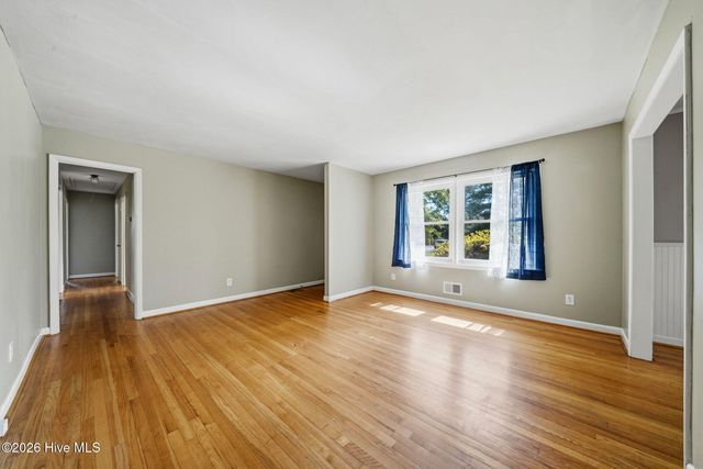 3316 Chalmers Drive, Wilmington, NC 28409
