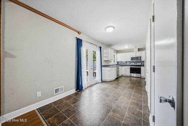 3316 Chalmers Drive, Wilmington, NC 28409
