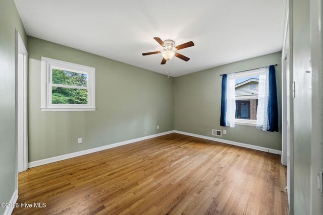 3316 Chalmers Drive, Wilmington, NC 28409